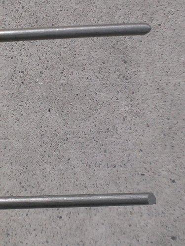 100 Garden Staples - Professional Grade - Full 6" Length - Durable 11 Gauge Metal Steel - (Also Called Sod Staples, Garden Spikes, Fence Anchors, Landscape Fabric Staples, Anchor Pins, Garden Pegs, Loop Stakes)